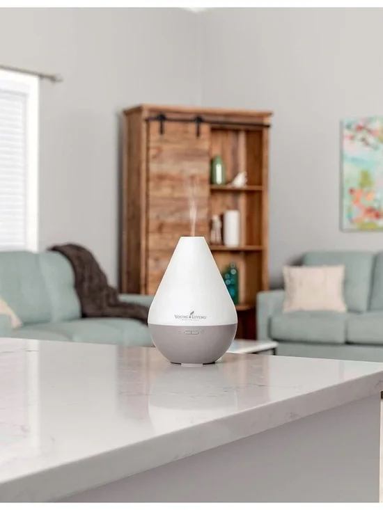 Essential Oil Ultrasonic Diffuser (new in box) - Picture 4 of 7